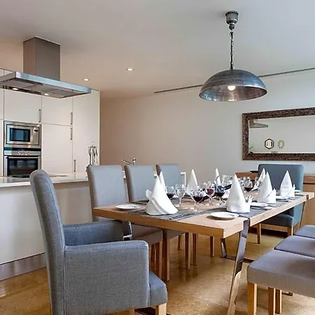 Olhos De Agua Sleeps 6 Air Con *